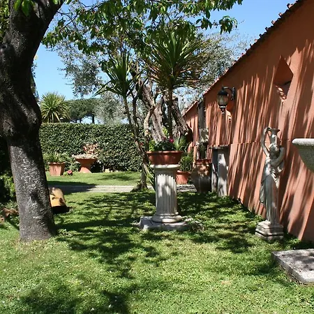 Helen's House Bed & Breakfast Roma